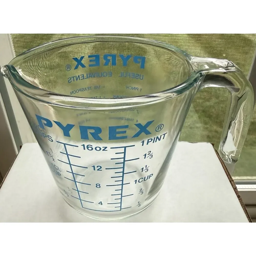 Vintage PYREX Blue Lettering 2 Cup Glass Measuring Cup 500ml USA Open Handle